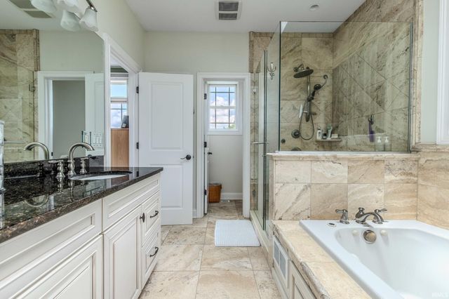 29591 Lakefield Court, Elkhart, IN 46514