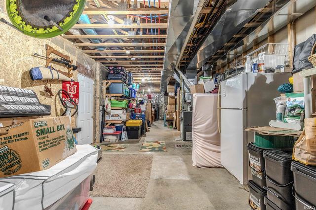 29591 Lakefield Court, Elkhart, IN 46514