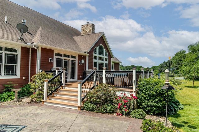 29591 Lakefield Court, Elkhart, IN 46514
