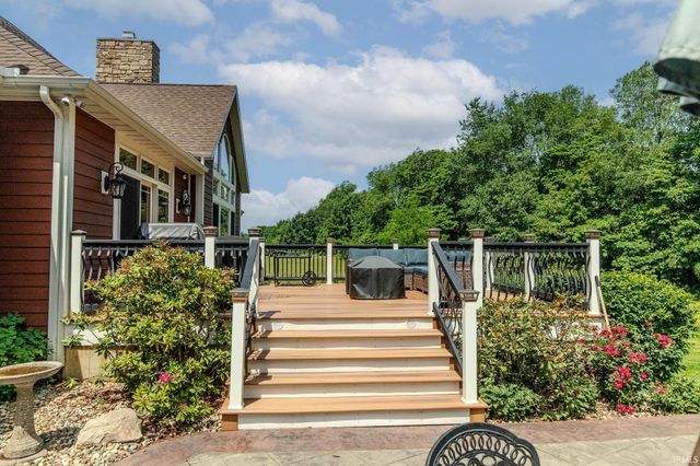 29591 Lakefield Court, Elkhart, IN 46514