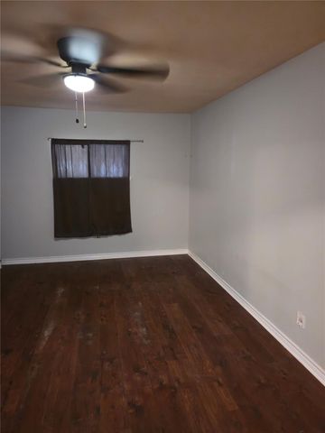 5203 Pensdale Street, Houston, TX 77033