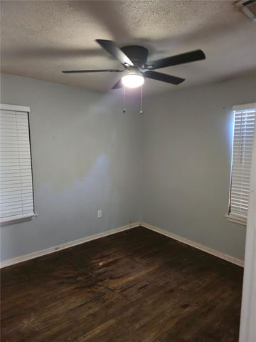 5203 Pensdale Street, Houston, TX 77033