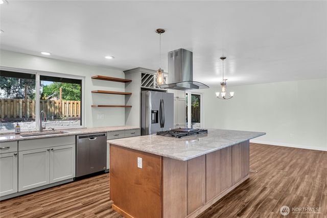 7902 89th Avenue SW, Lakewood, WA 98498