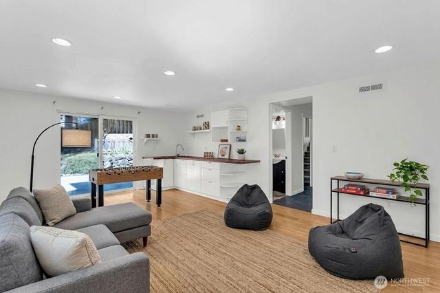 7902 89th Avenue SW, Lakewood, WA 98498