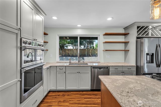 7902 89th Avenue SW, Lakewood, WA 98498