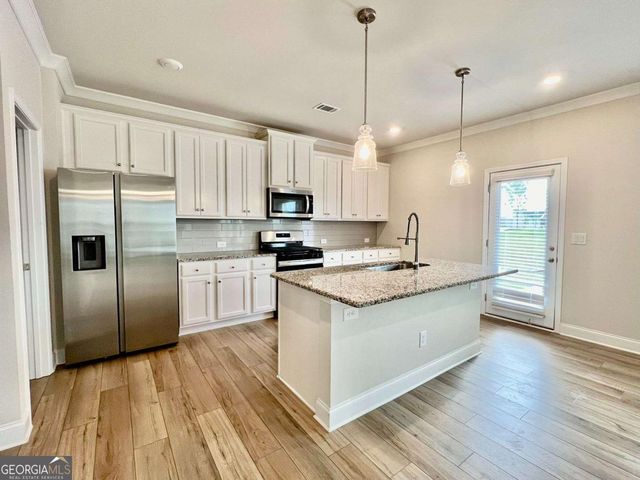 1702 Dover Creek Lane, Lawrenceville, GA 30045