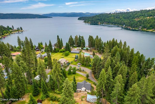 7605 W Sanders Rd, Coeur D'alene, ID 83814