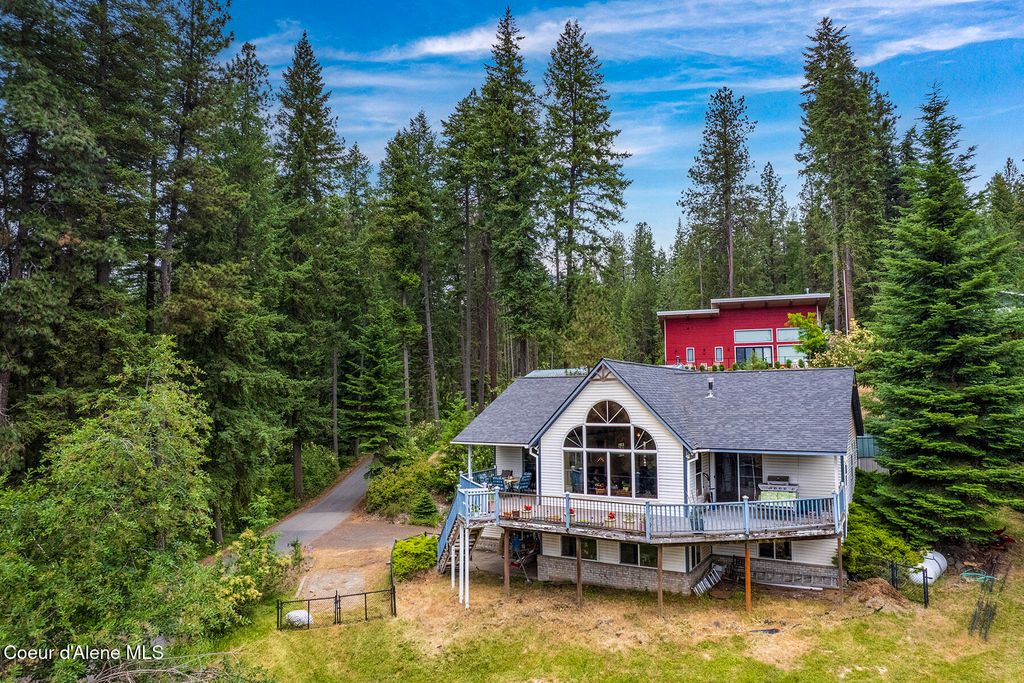 7605 W Sanders Rd, Coeur D'alene, ID 83814