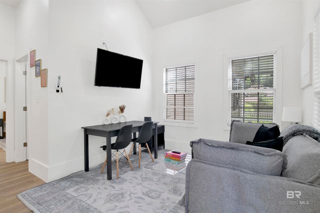 1010 Caroline Avenue, Mobile, AL 36604