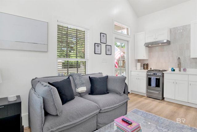 1010 Caroline Avenue, Mobile, AL 36604