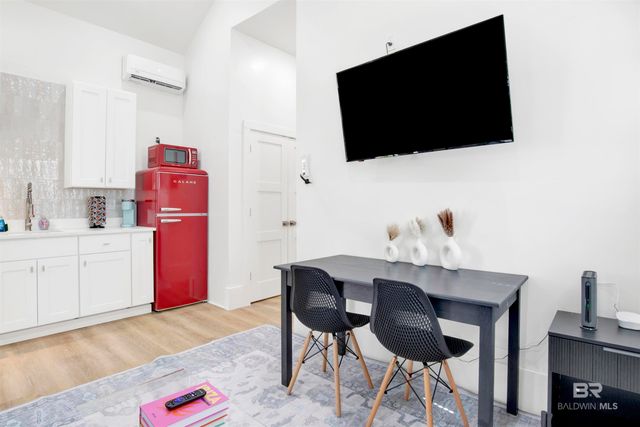 1010 Caroline Avenue, Mobile, AL 36604