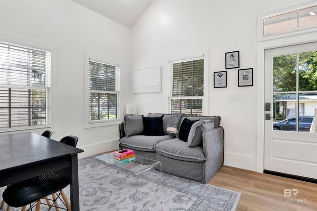 1010 Caroline Avenue, Mobile, AL 36604