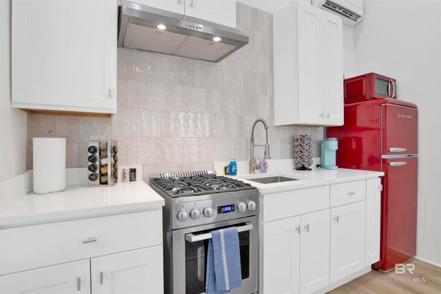 1010 Caroline Avenue, Mobile, AL 36604