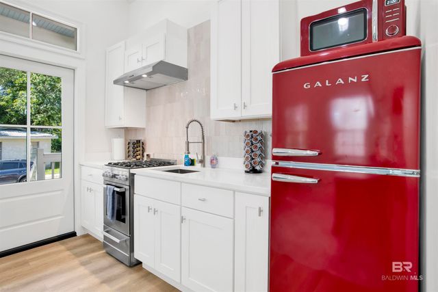 1010 Caroline Avenue, Mobile, AL 36604