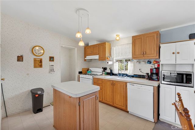 12837 Hacienda, Phelan, CA 92371