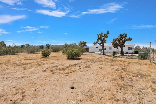 12837 Hacienda, Phelan, CA 92371