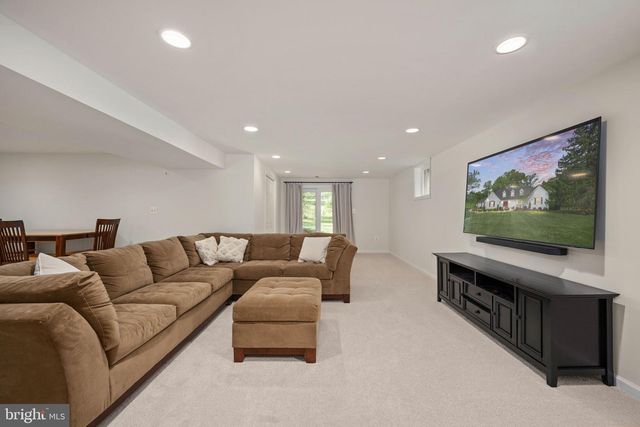 3513 WOOLMAN DR, Haymarket, VA 20169