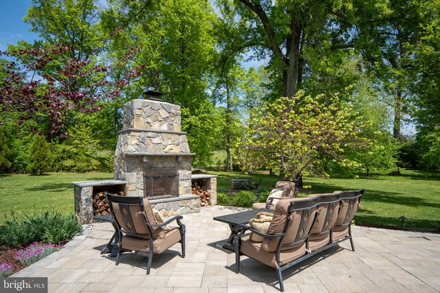 3513 WOOLMAN DR, Haymarket, VA 20169