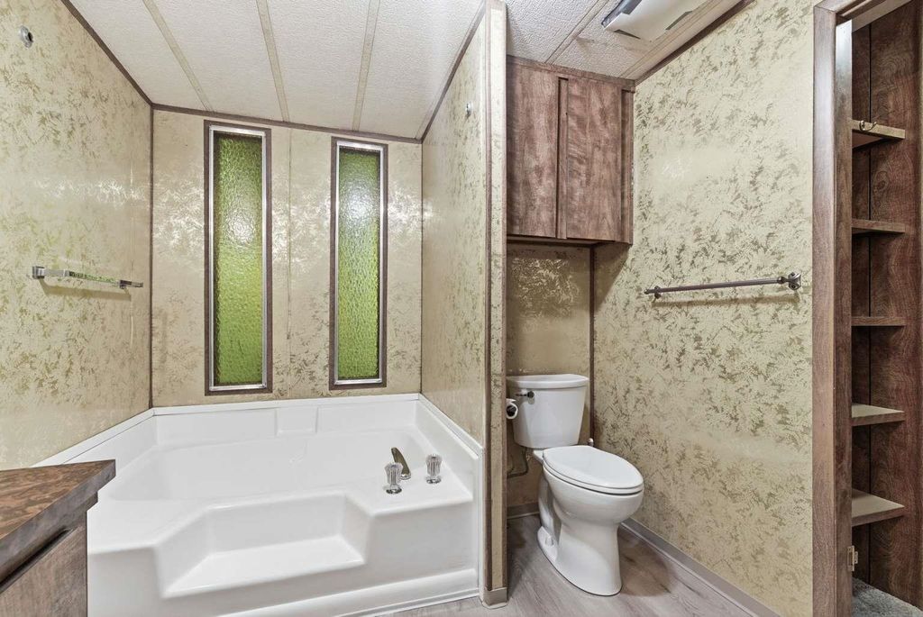 2311 W 16TH Ave, Spokane, WA 99224 photo 22