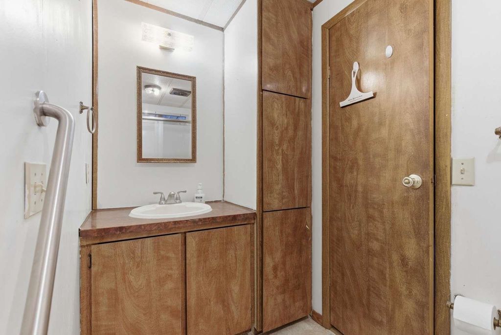 2311 W 16TH Ave, Spokane, WA 99224 photo 29