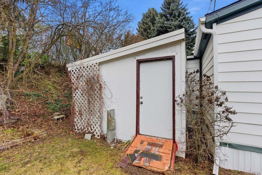 2311 W 16TH Ave, Spokane, WA 99224 photo 37