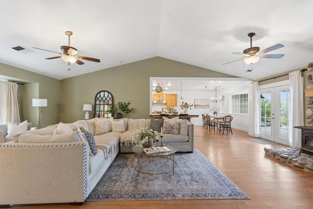 33515 River Knolls Lane, Coarsegold, CA 93614