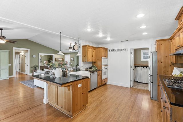 33515 River Knolls Lane, Coarsegold, CA 93614
