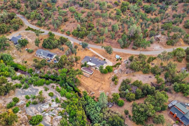 33515 River Knolls Lane, Coarsegold, CA 93614
