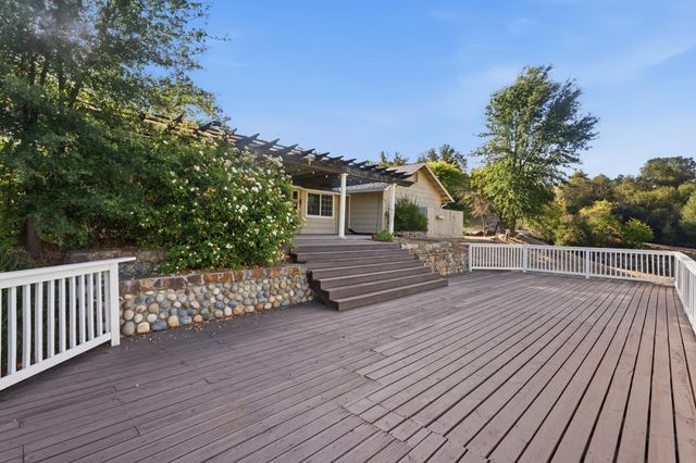 33515 River Knolls Lane, Coarsegold, CA 93614