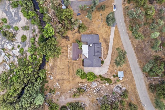 33515 River Knolls Lane, Coarsegold, CA 93614