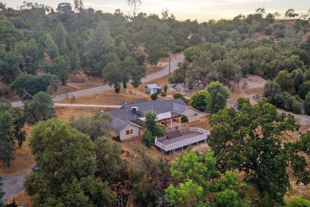 33515 River Knolls Lane, Coarsegold, CA 93614