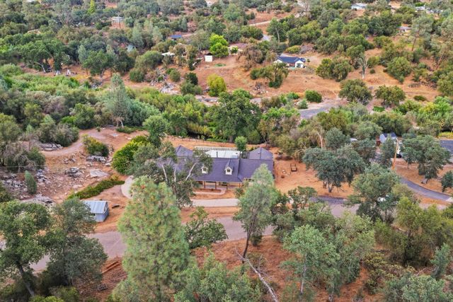 33515 River Knolls Lane, Coarsegold, CA 93614