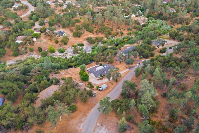 33515 River Knolls Lane, Coarsegold, CA 93614