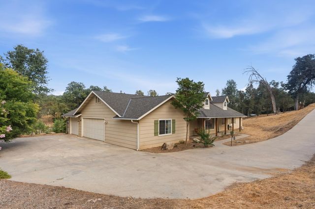 33515 River Knolls Lane, Coarsegold, CA 93614