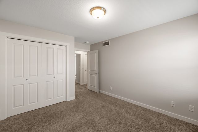 4120 NW Countrywood Drive, Ankeny, IA 50023