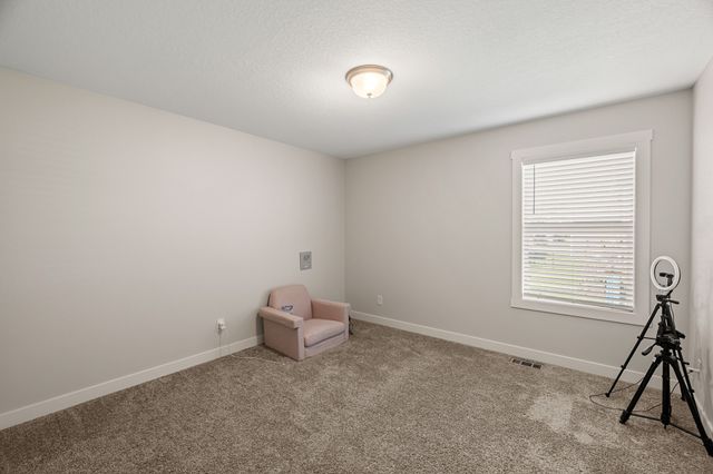 4120 NW Countrywood Drive, Ankeny, IA 50023