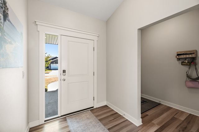 4120 NW Countrywood Drive, Ankeny, IA 50023