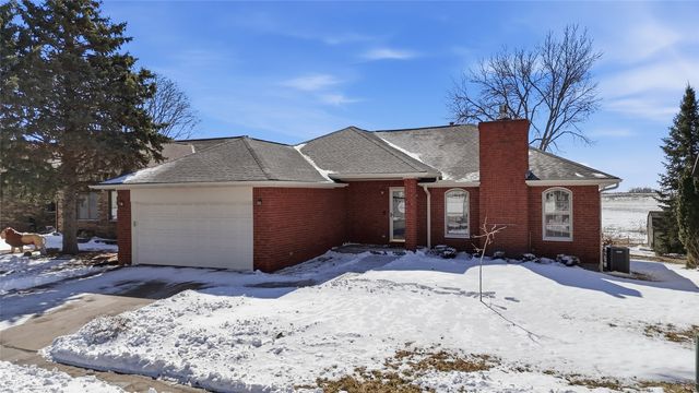839 Pepper Drive, Iowa City, IA 52240