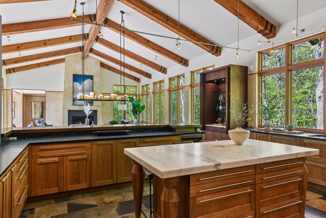 20545 Linden Road, Deephaven, MN 55331