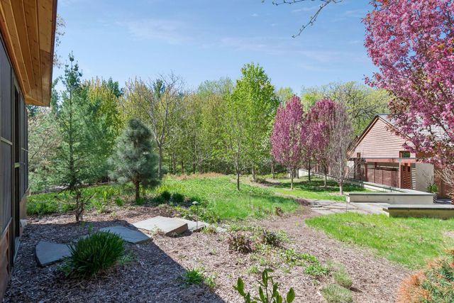 20545 Linden Road, Deephaven, MN 55331
