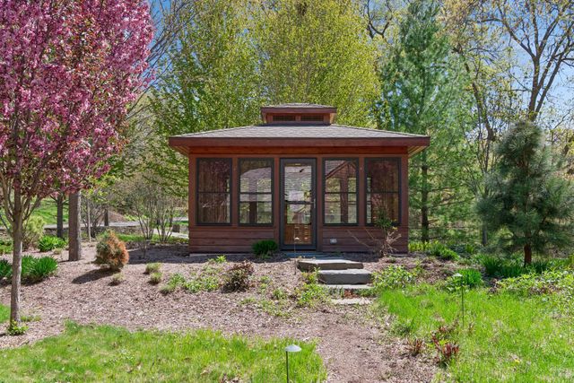 20545 Linden Road, Deephaven, MN 55331