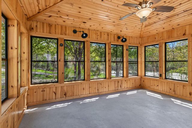 20545 Linden Road, Deephaven, MN 55331