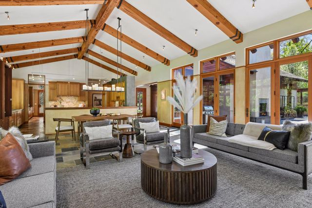 20545 Linden Road, Deephaven, MN 55331