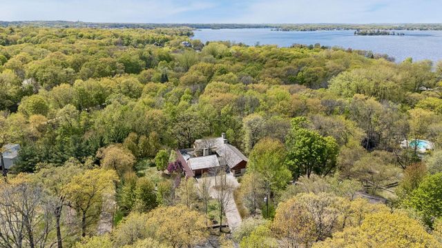 20545 Linden Road, Deephaven, MN 55331