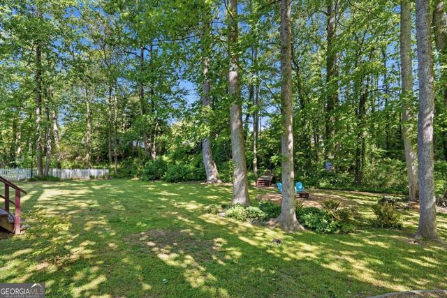 135 Beechwood Trail, Roswell, GA 30075