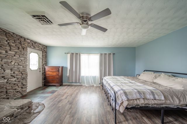 2513 W 300 S, Shelbyville, IN 46176