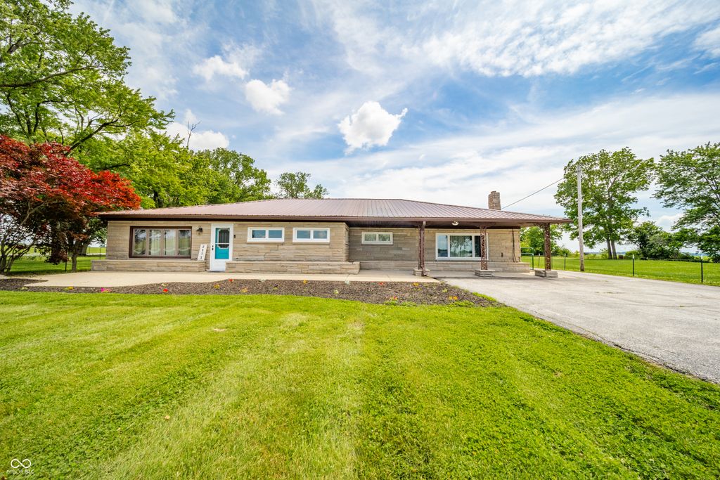 2513 W 300 S, Shelbyville, IN 46176