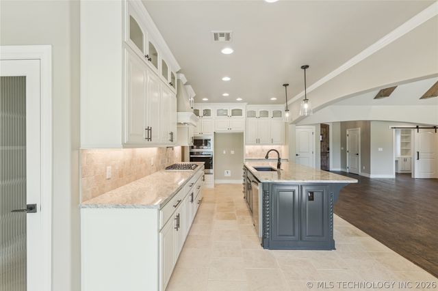 114 W 165th Street S, Glenpool, OK 74033