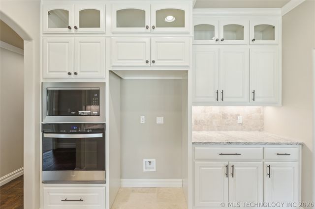 114 W 165th Street S, Glenpool, OK 74033