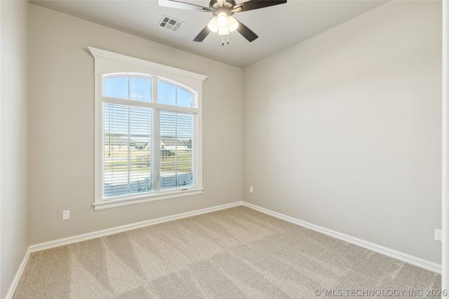 114 W 165th Street S, Glenpool, OK 74033